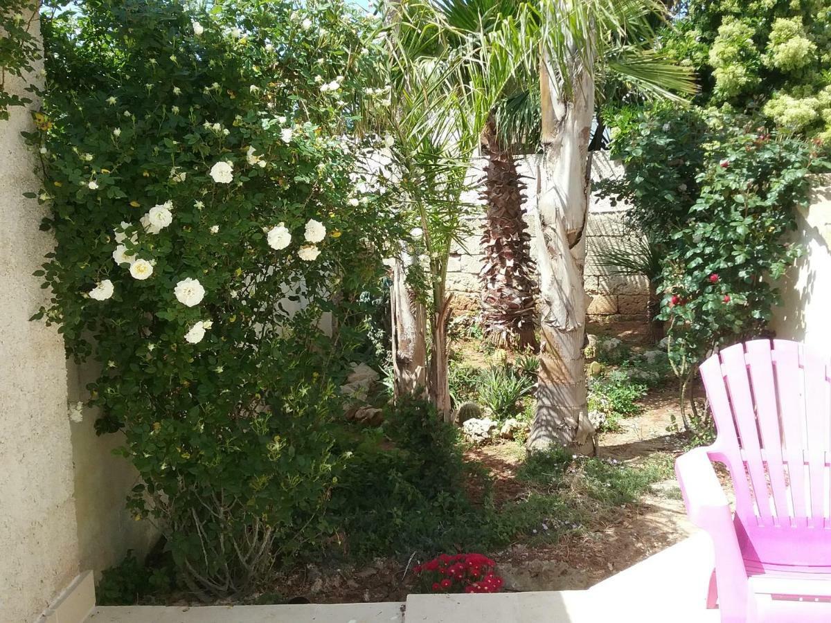 Li Curti B&B Melissano Buitenkant foto